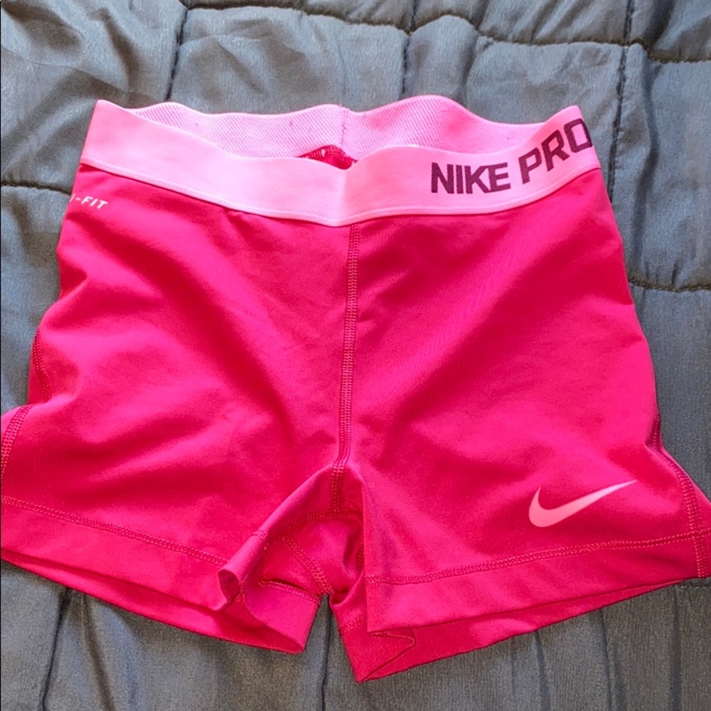 NIKE PROS
